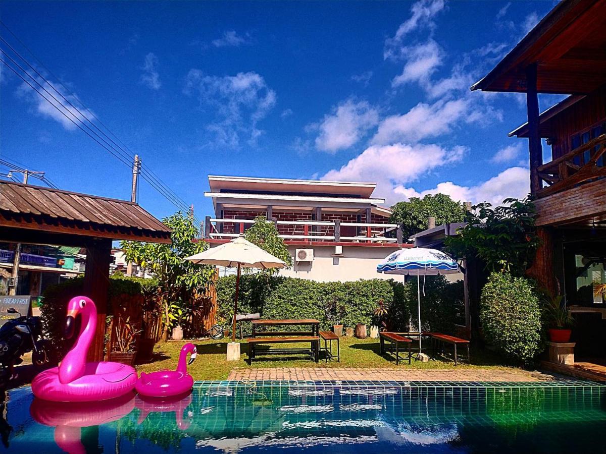 Billabong Hotel And Cafe Baan Tai Exterior foto